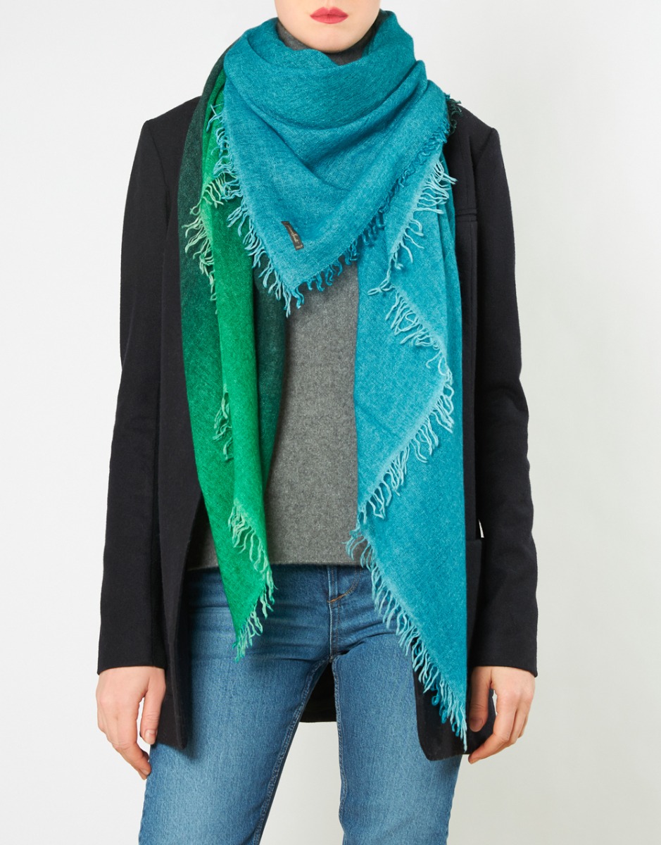 Cashmere hotsell square scarf